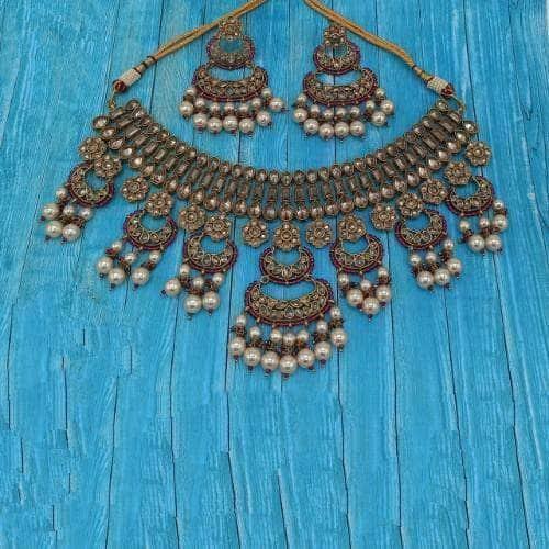 Ishhaara 7 Chand Choker And Earring Set