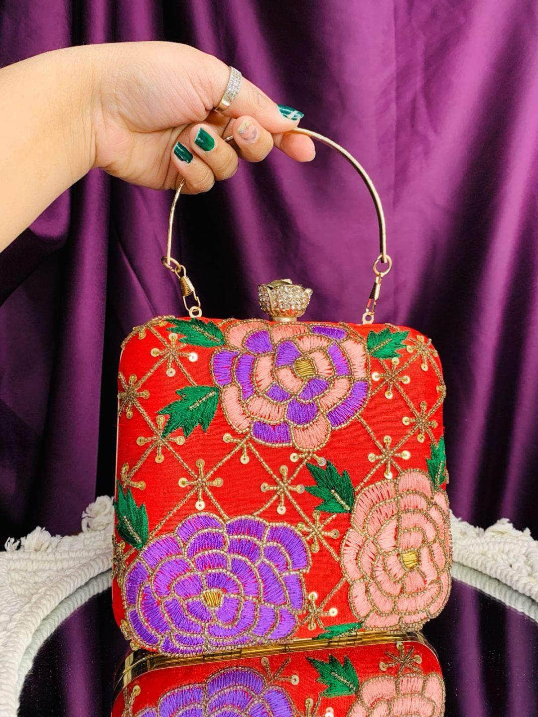Ishhaara Jalwa Art Embellished Box Clutch