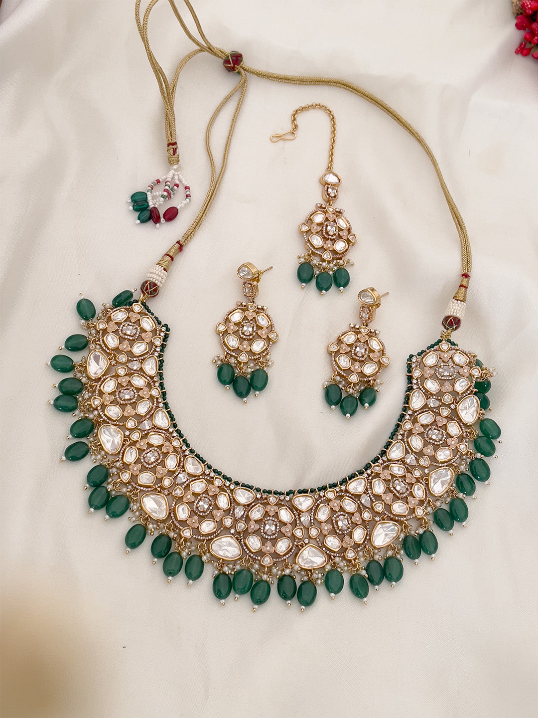 Ishhaara Round Neck Kundan Polki Necklace Set