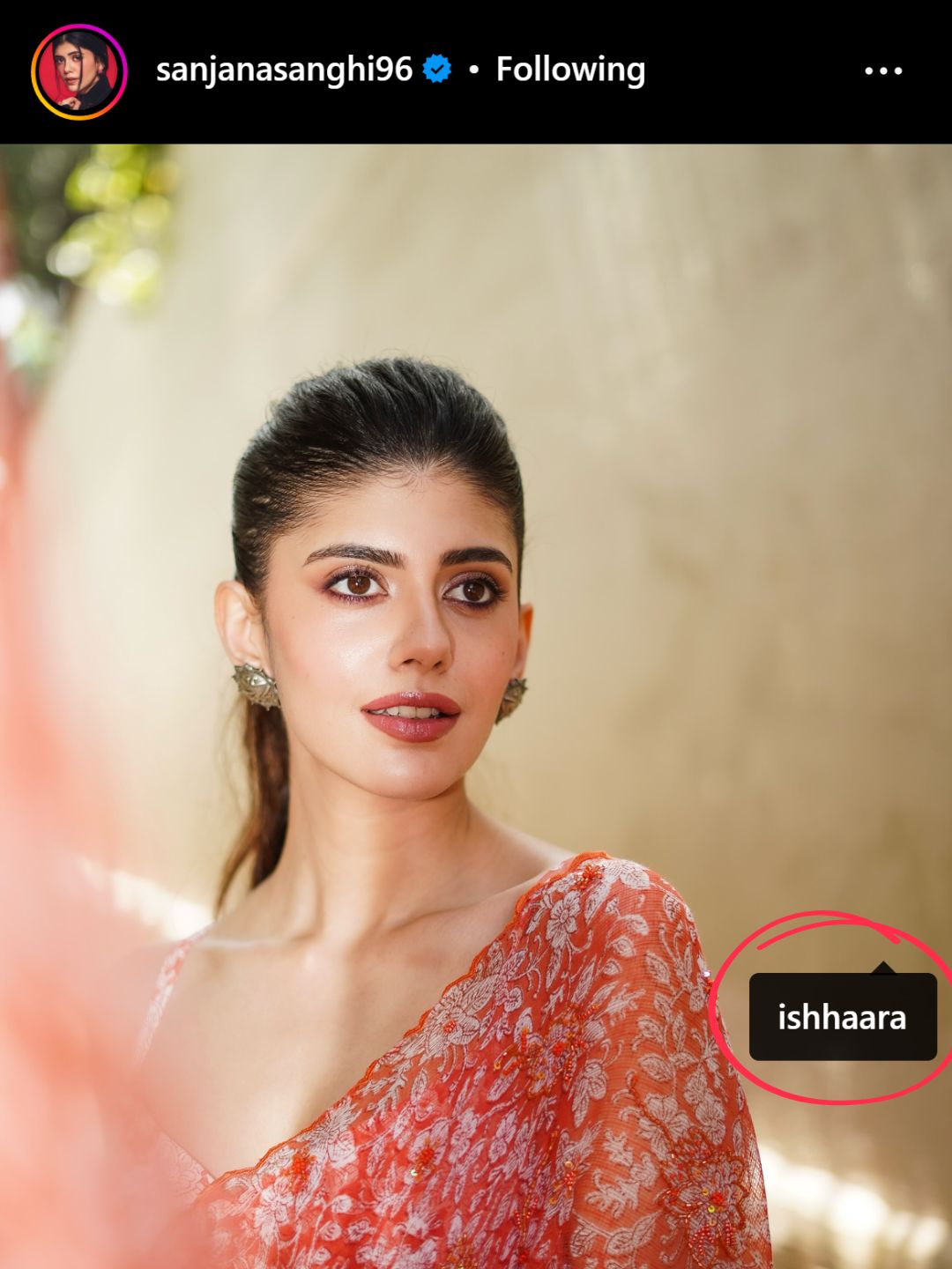 Ishhaara Sanjana Sanghi In Oxidised Armour Stud Earrings