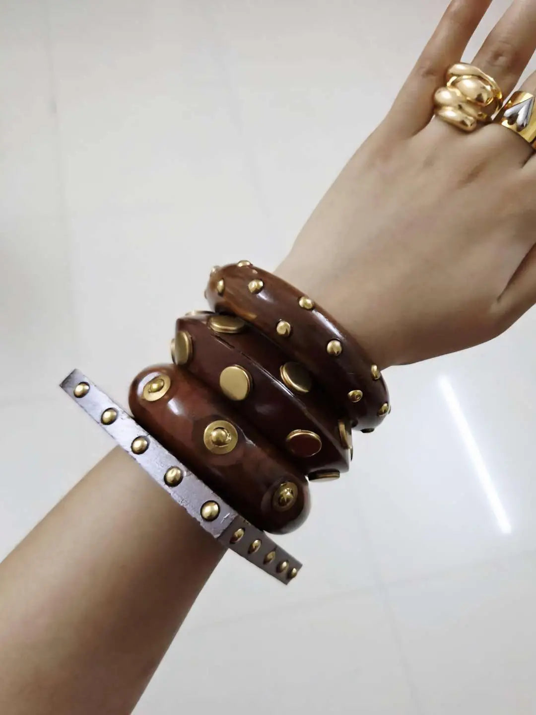 Ishhaara Set Of Four Handcrafted Wood Bangles