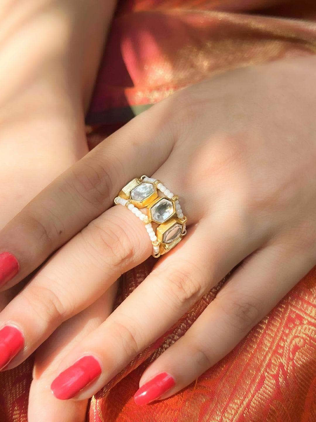 Ishhaara Shehnaaz Gill In Classic Polki Stone Ring White