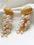 Ishhaara Shell Pearl Earring