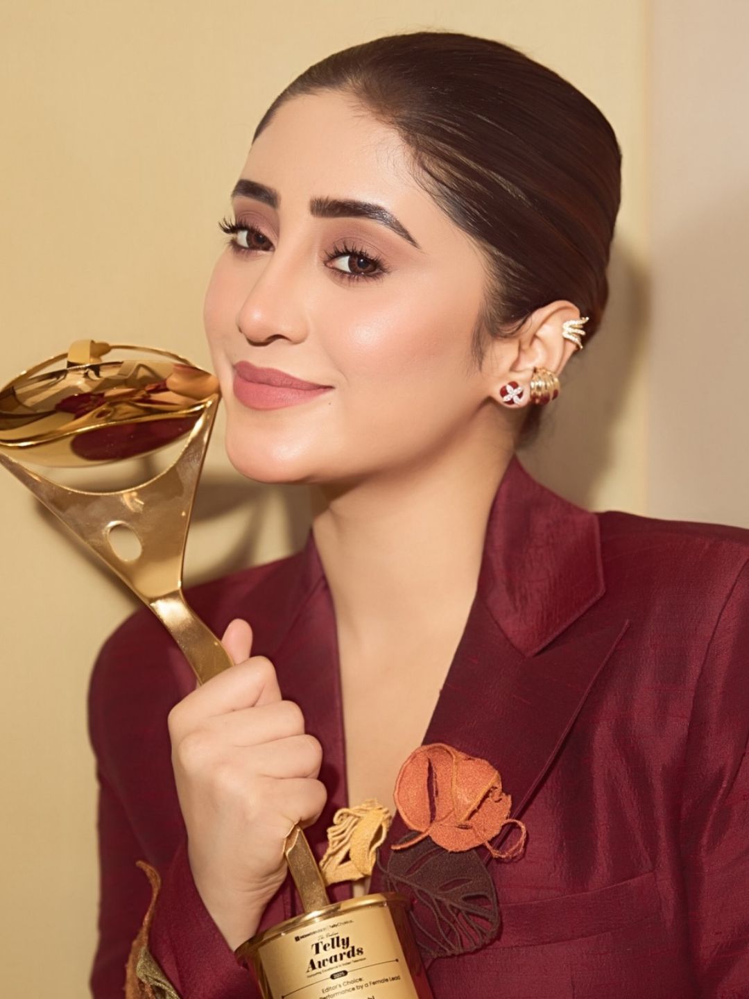 Ishhaara Shivangi Joshi In  Earcuff