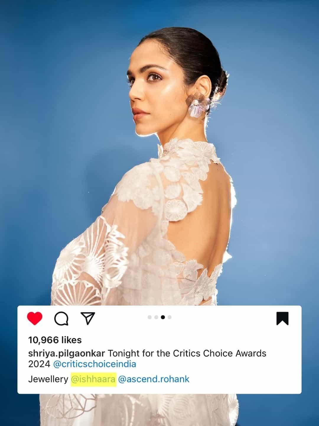 Ishhaara Shriya Pilgaonkar In Camellia Brushed Finish Stud Earrings