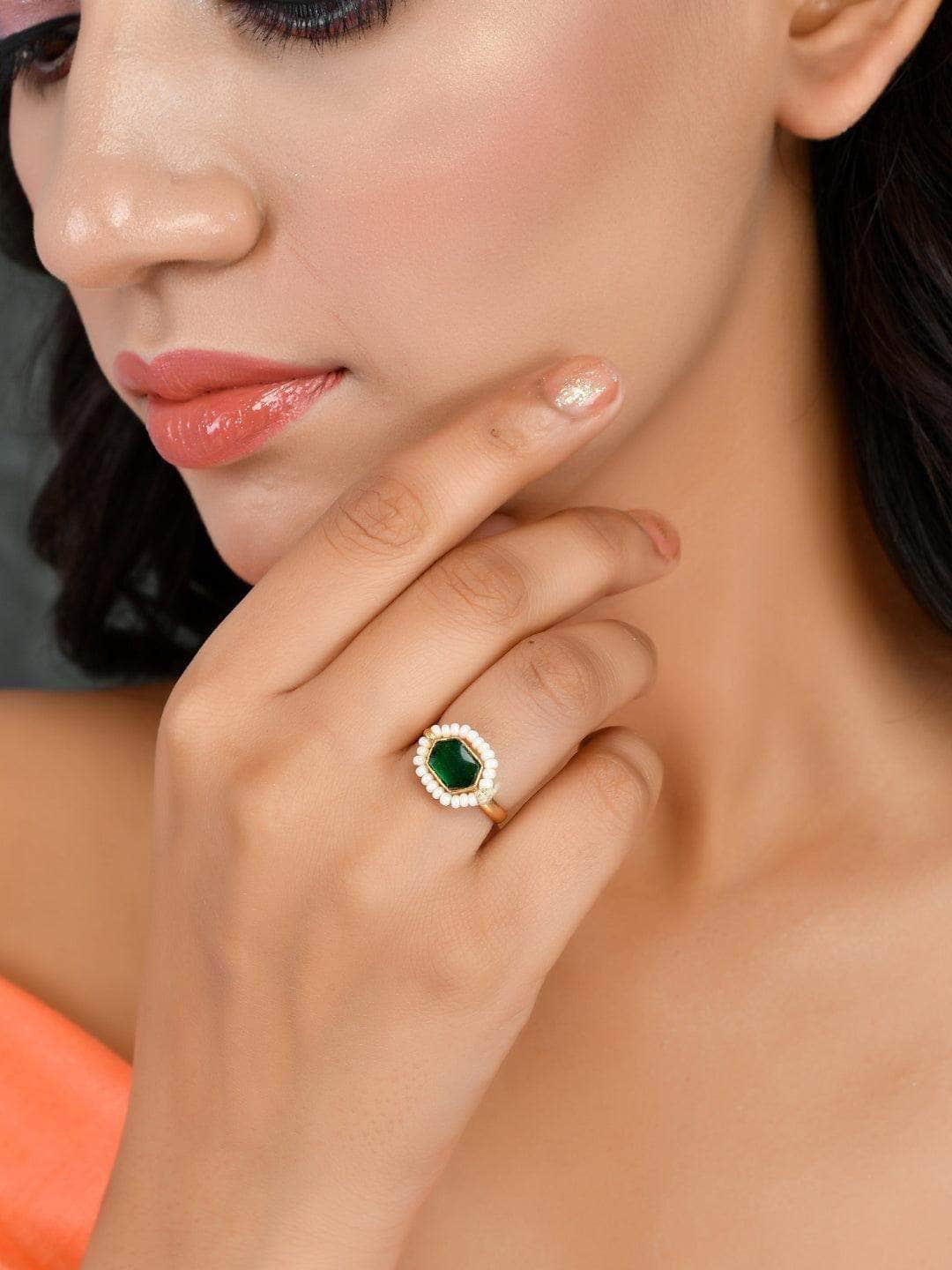 Ishhaara Shweta Tripathi Sharma In Oblong Kundan Pearl Ring Red