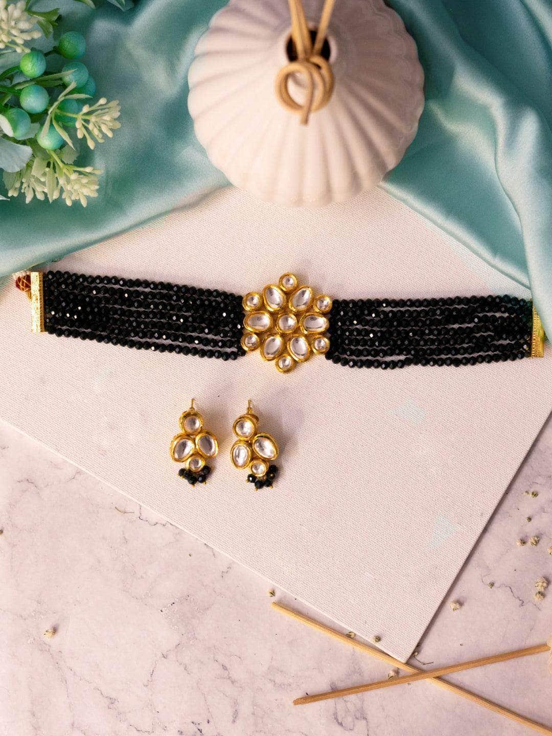 Ishhaara Simple Kundan Patch Choker Set