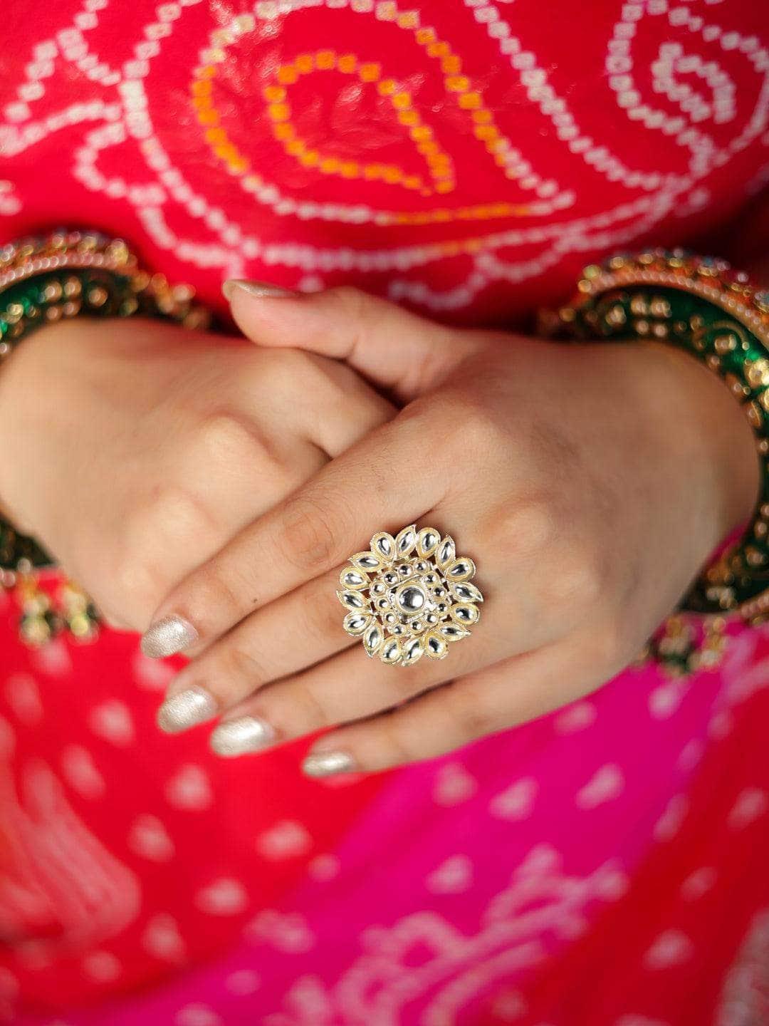 Ishhaara Square Dabi Kundan Ring