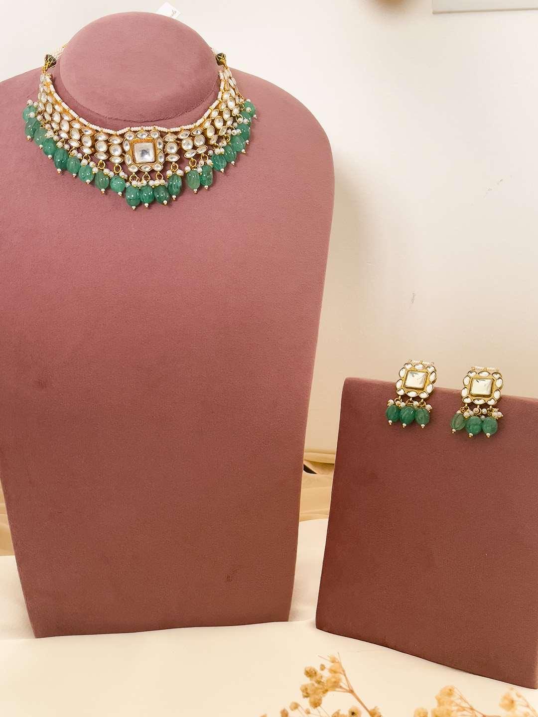 Ishhaara Square Pachi Kundan Necklace Set