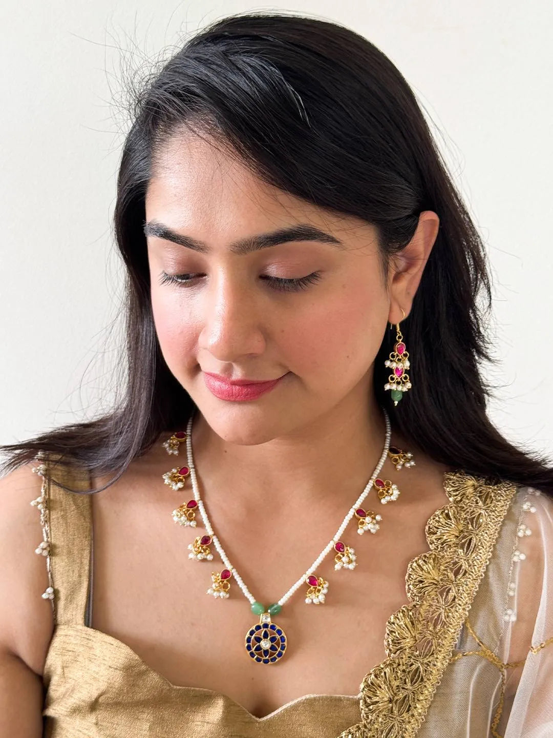 Ishhaara Star Shaped Pendant Studded Kundan Jadau Necklace Set