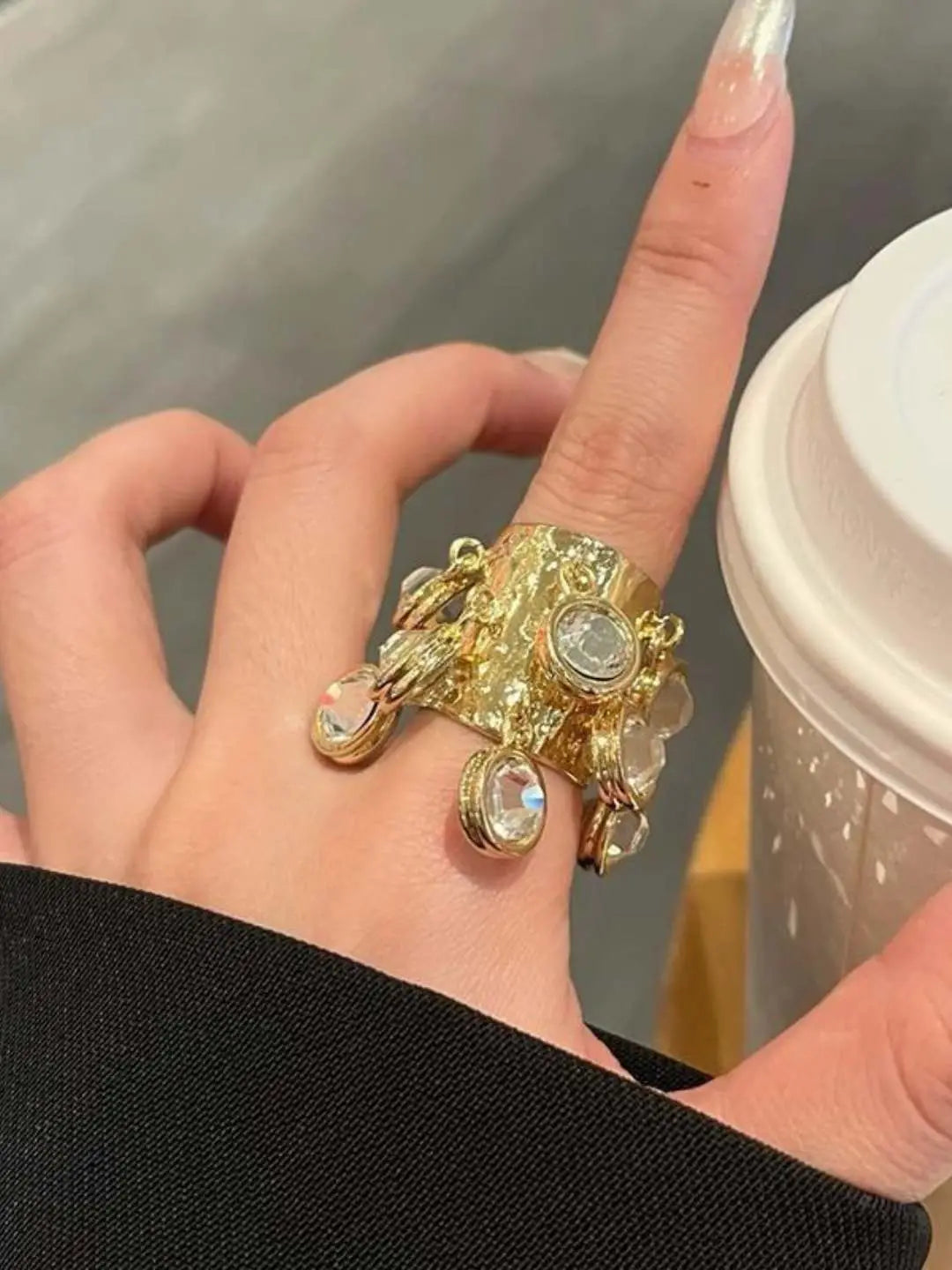 Ishhaara Stone Premium Ring