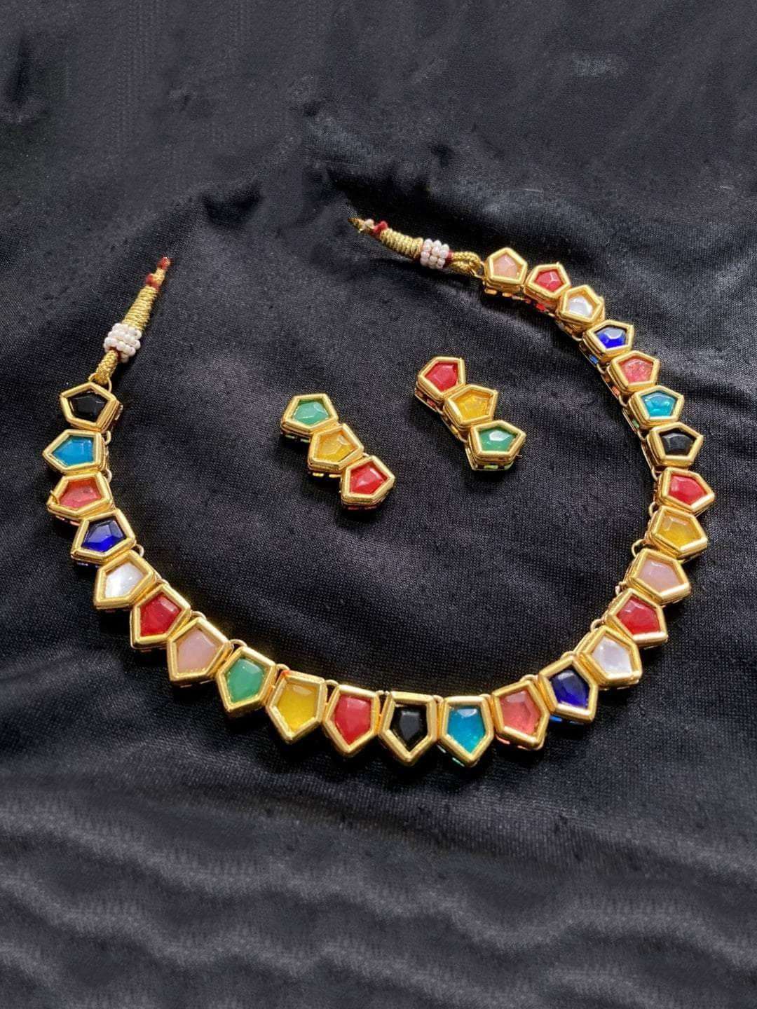 Ishhaara Stone Studded Navratna Choker Set