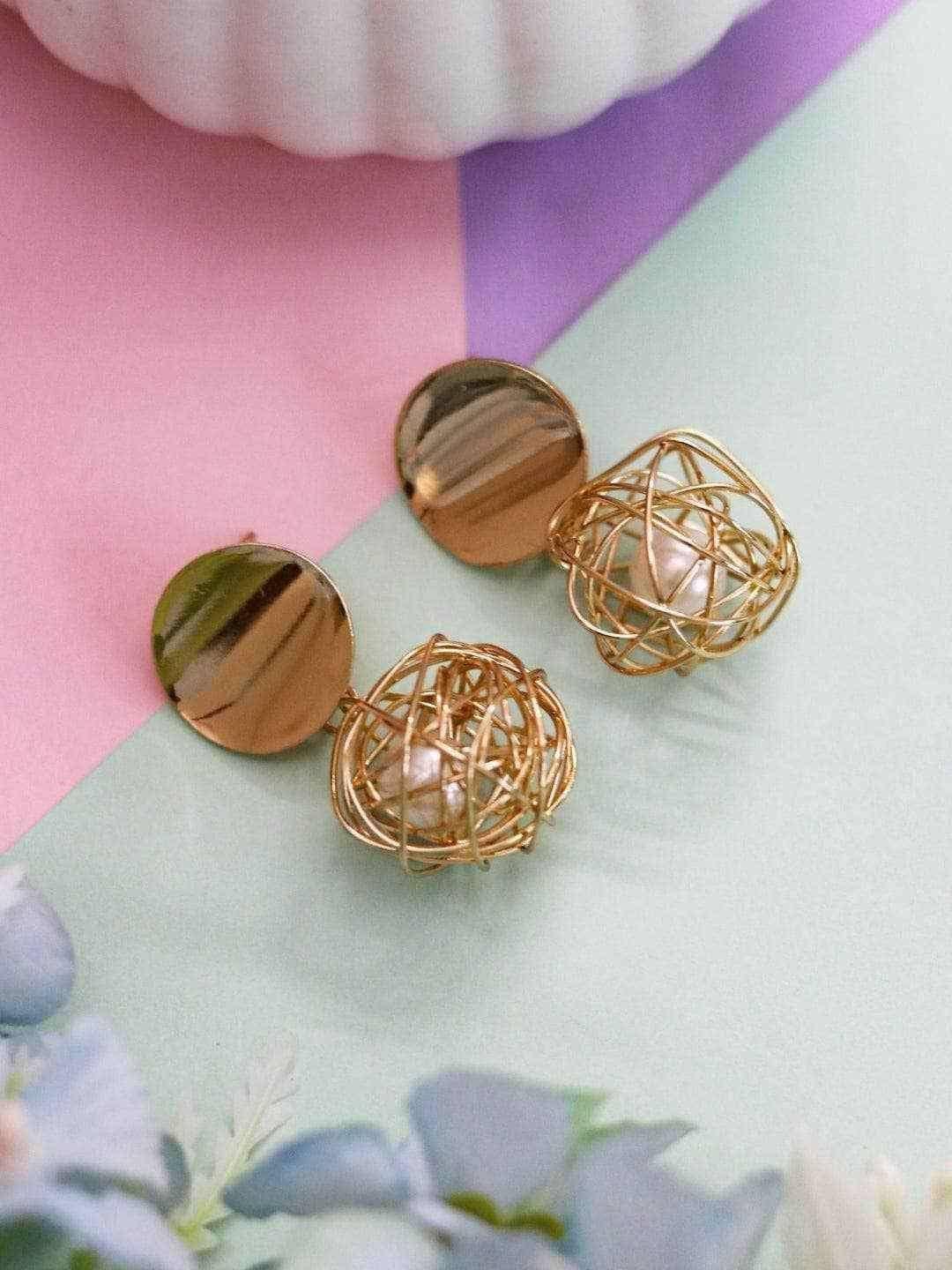 Ishhaara Taapsee Pannu Nest Pearl Earrings