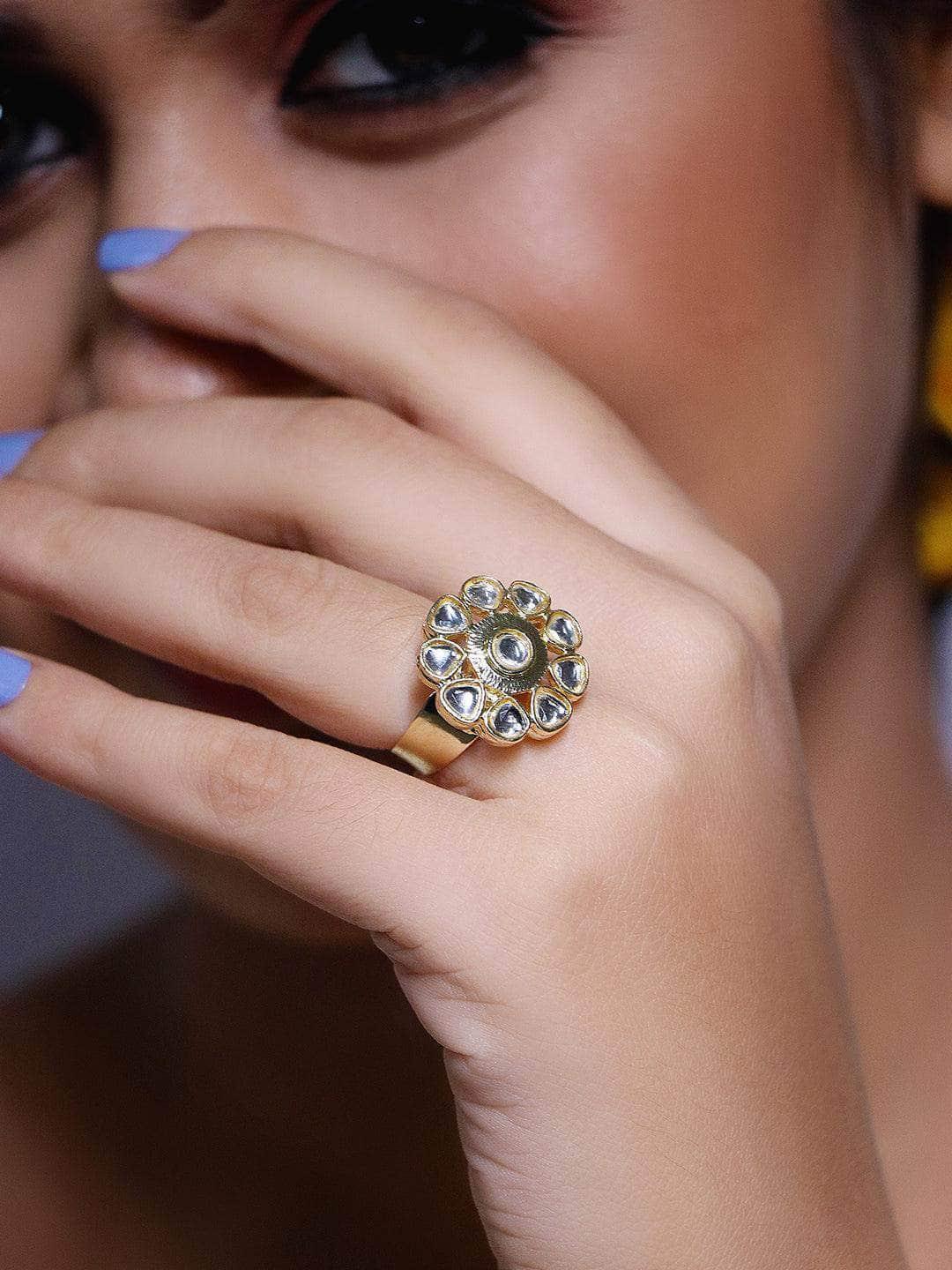 Ishhaara Tiny Dabi Kundan Ring