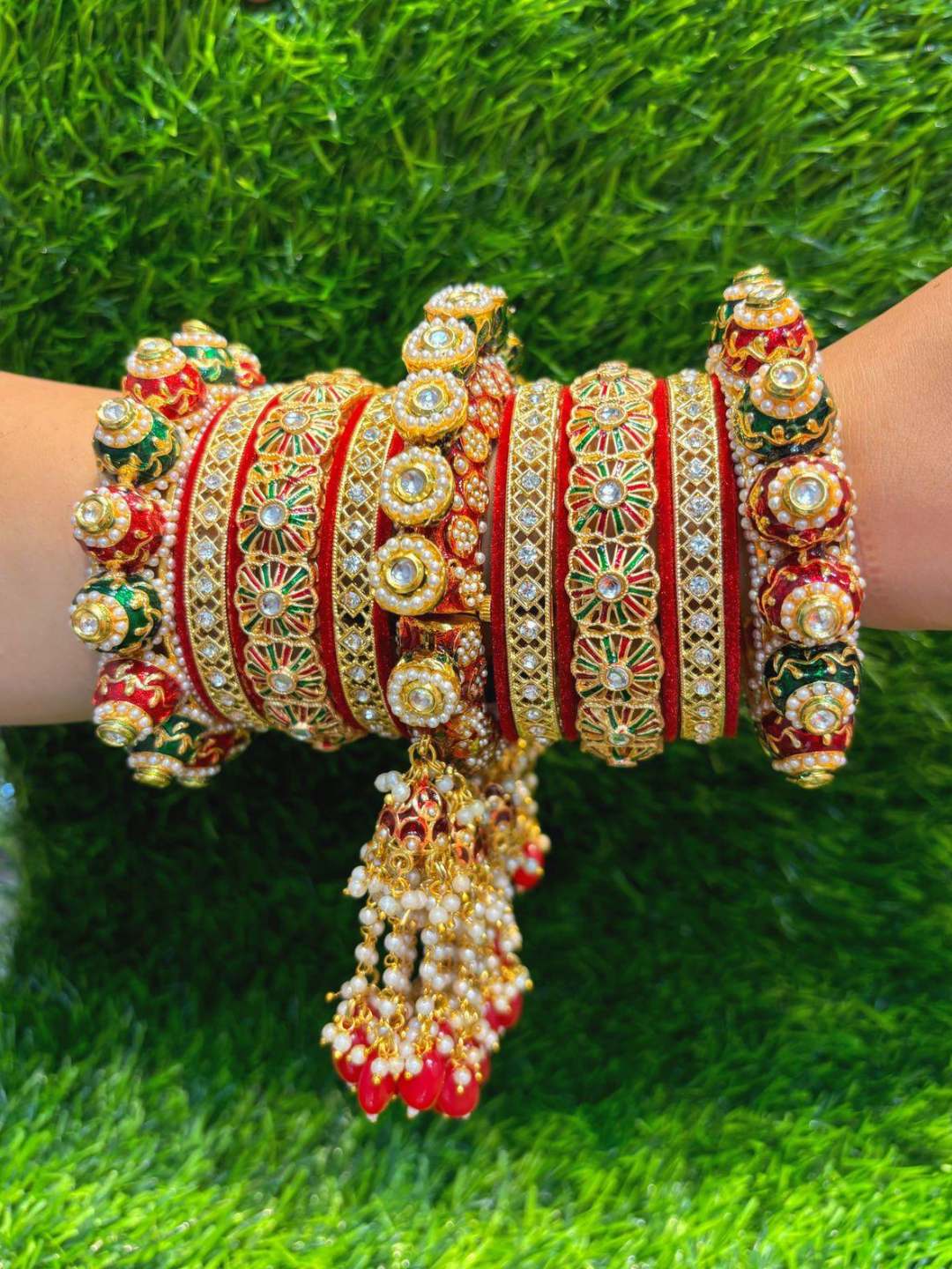 Traditional Rajwada Meenakari Bangle Set