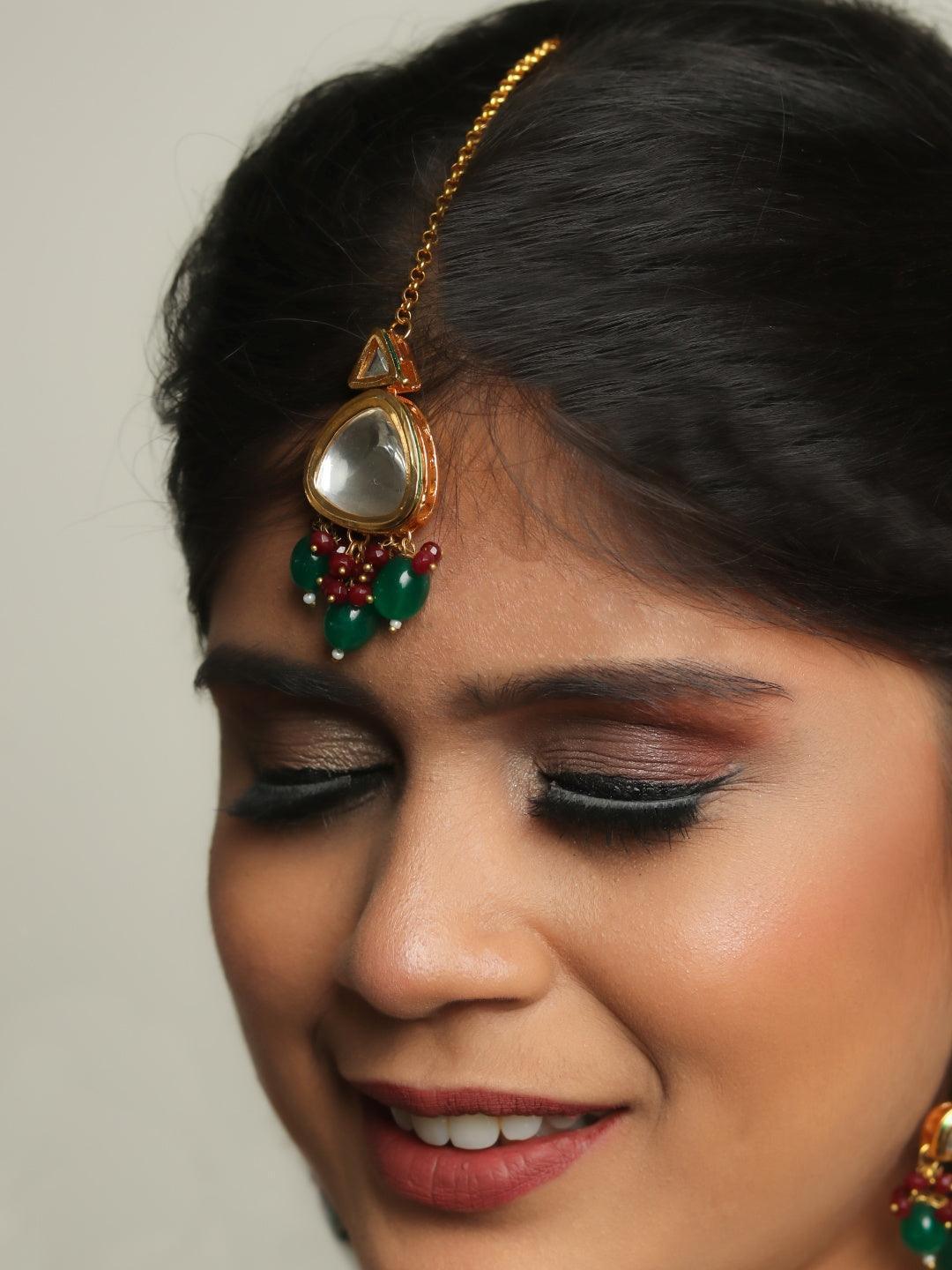 Ishhaara Triangular Kundan Pastel Set