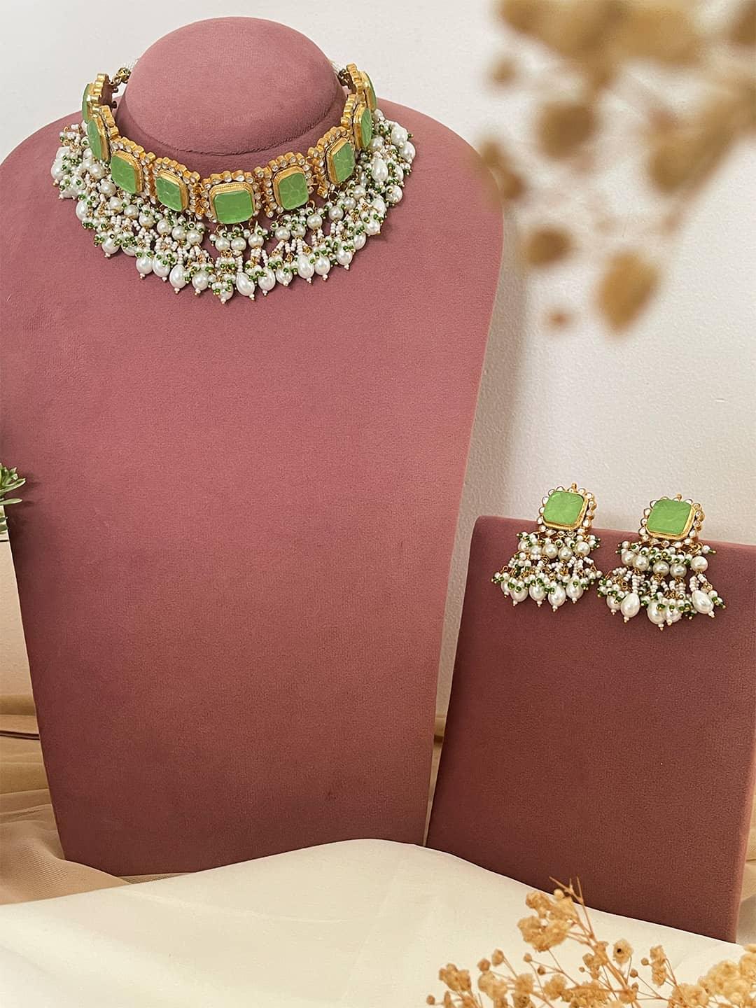 Ishhaara Turquoise Antique Gold Choker Necklace With Pearl Beads