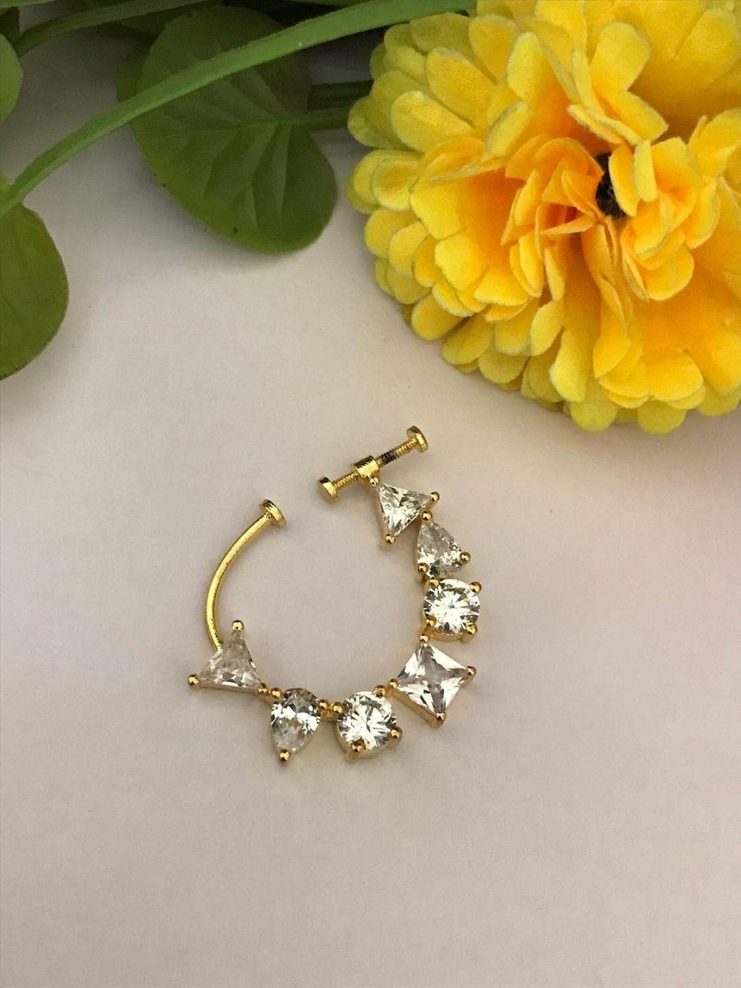 Ishhaara Twinkling Bejeweled Nosepins