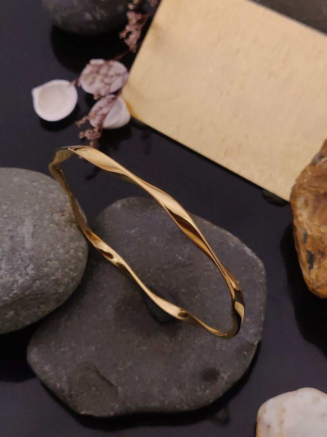 Ishhaara Twist Design Cuff Bracelet