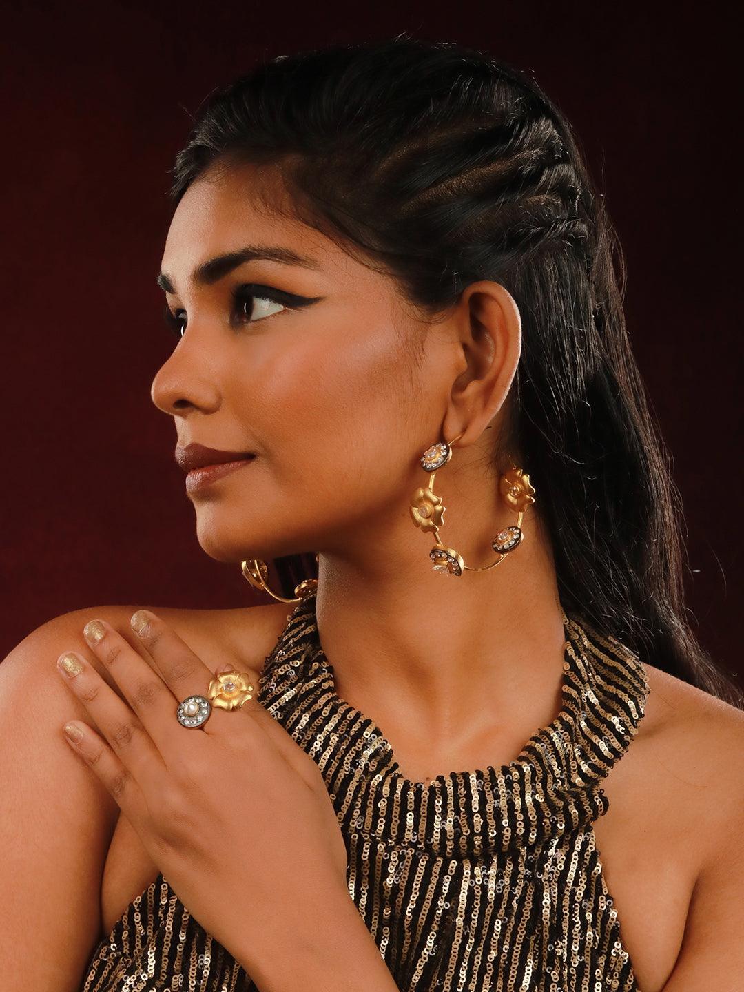 Ishhaara Two Tonned Flower Diamond Hoop Earring And Ring