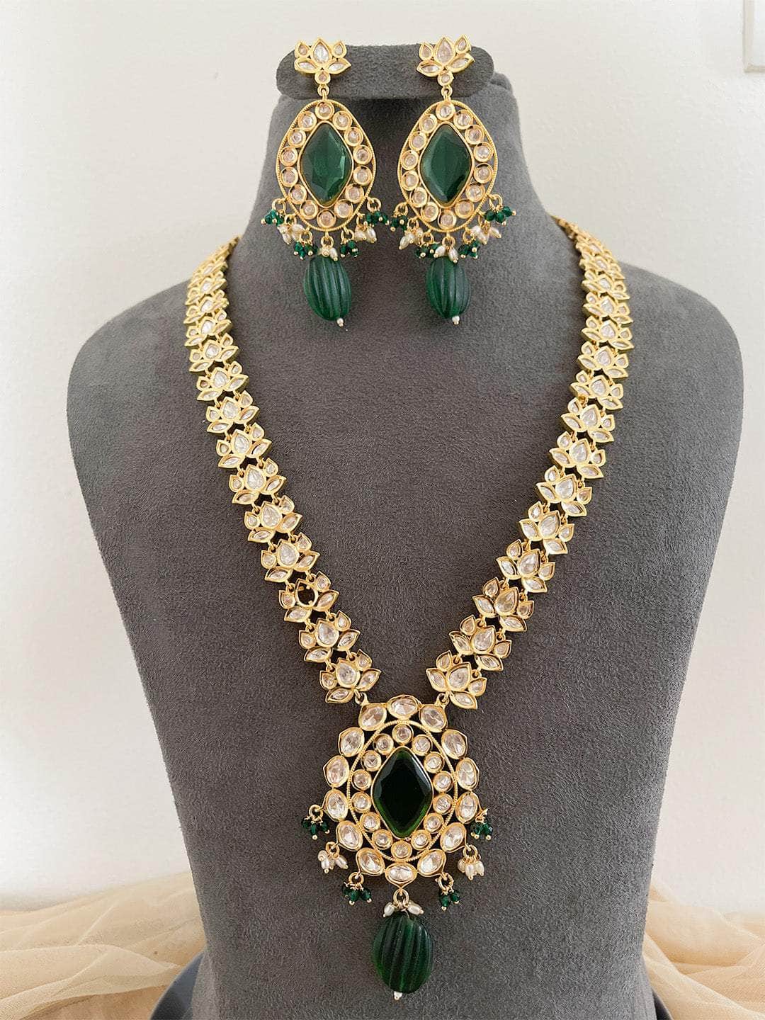 Ishhaara Uncut Diamond Pachi Necklace