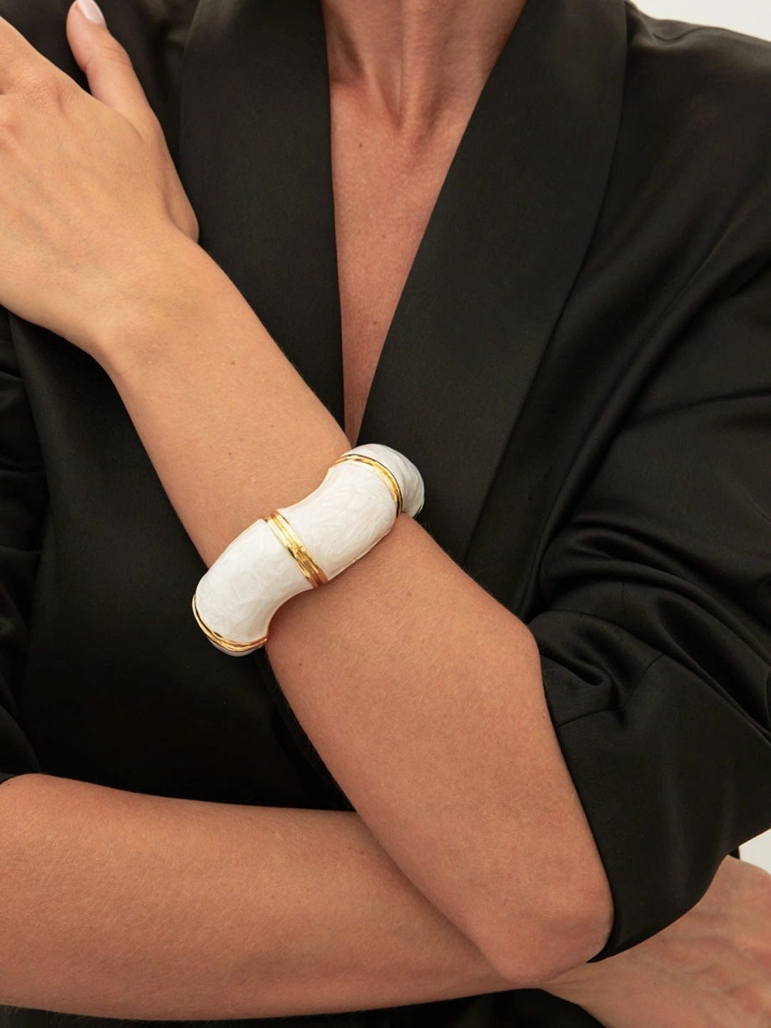 Ishhaara White Chroma Bone Bracelets