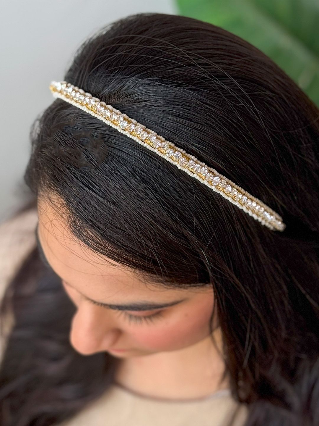 Ishhaara White Kundan Embellished Hairband