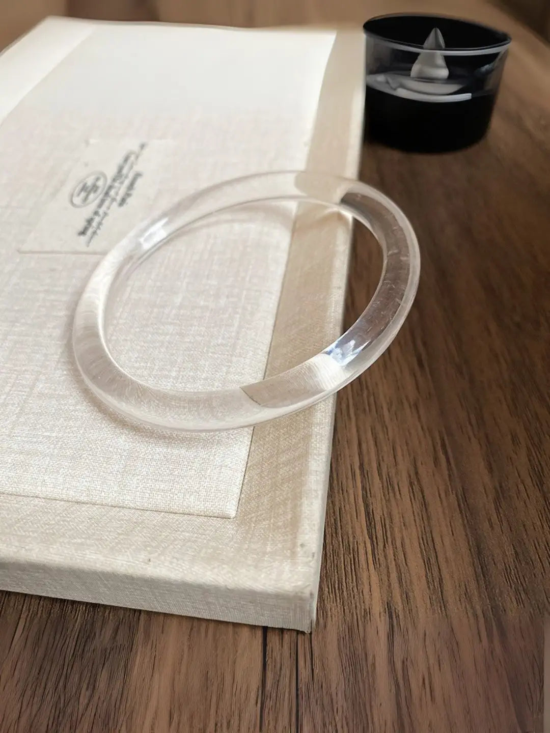 Ishhaara White Thin Resin Bangles