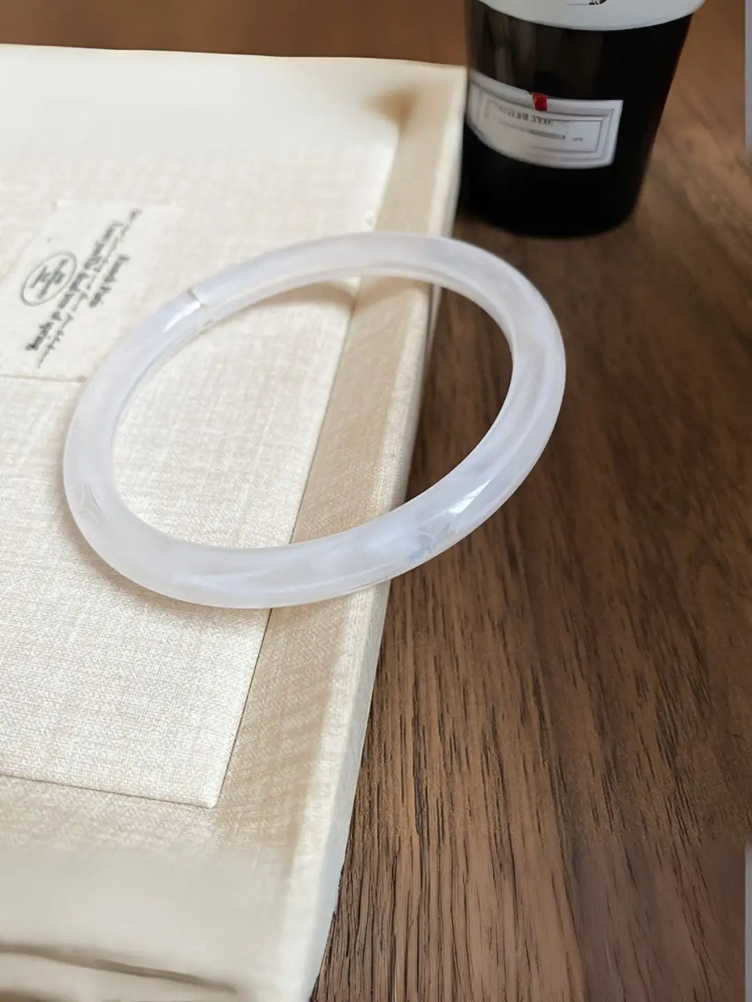 Ishhaara White Thin Resin Bangles