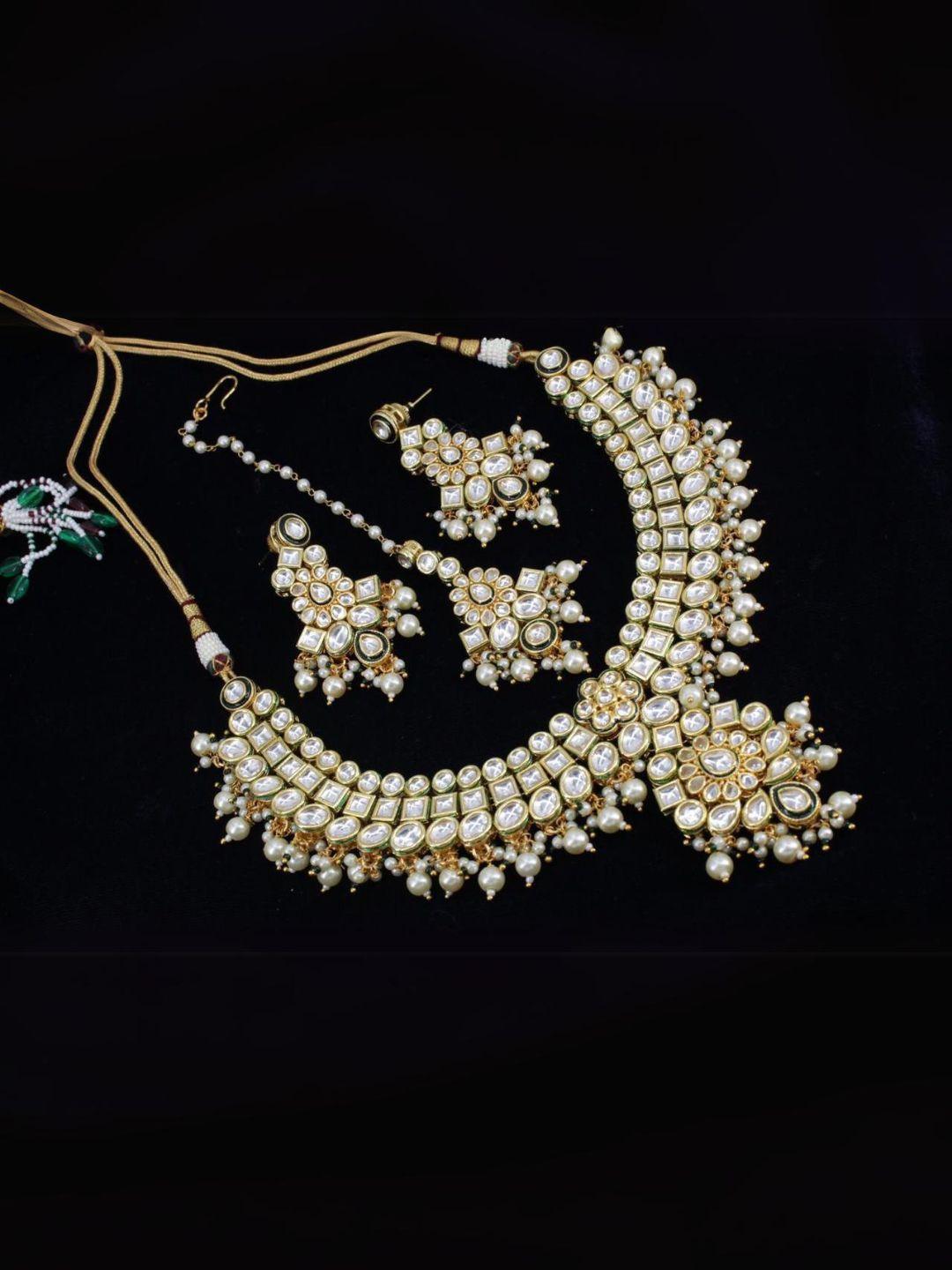 Ishhaara White Uncut Kundan Studded Heavy Choker Necklace