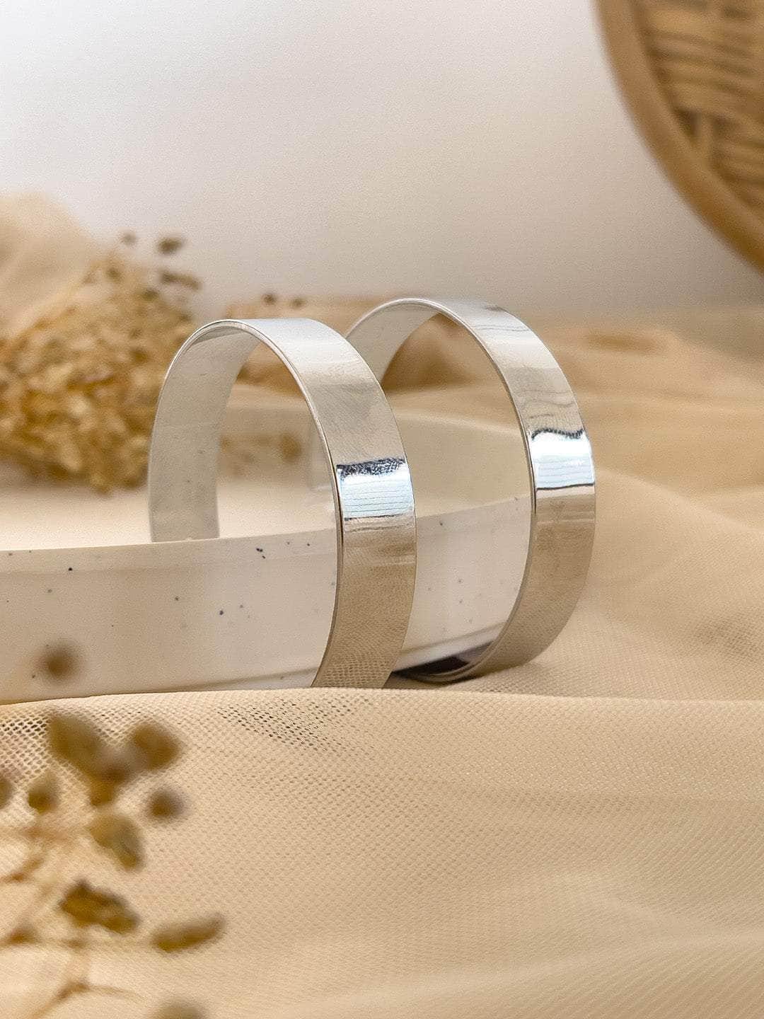 Ishhaara Wide Chunky Big Hoops