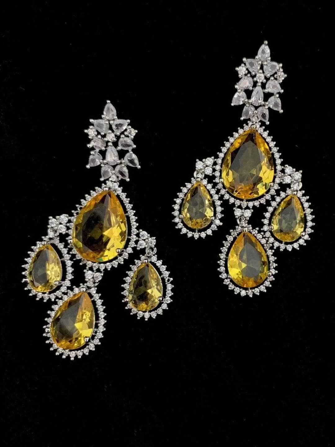 Ishhaara Purity Charm Earring