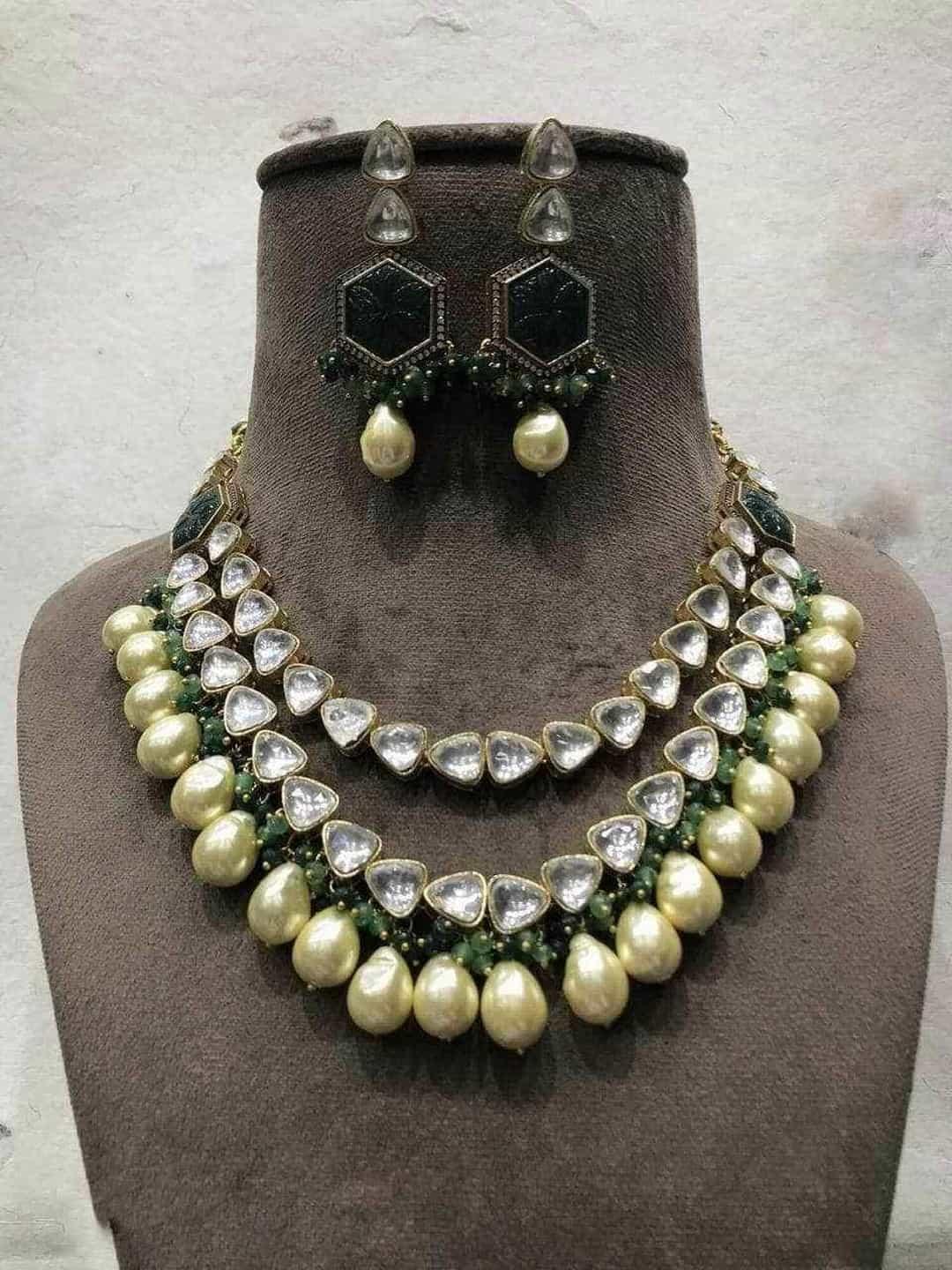 Ishhaara Triangle Polki Necklace