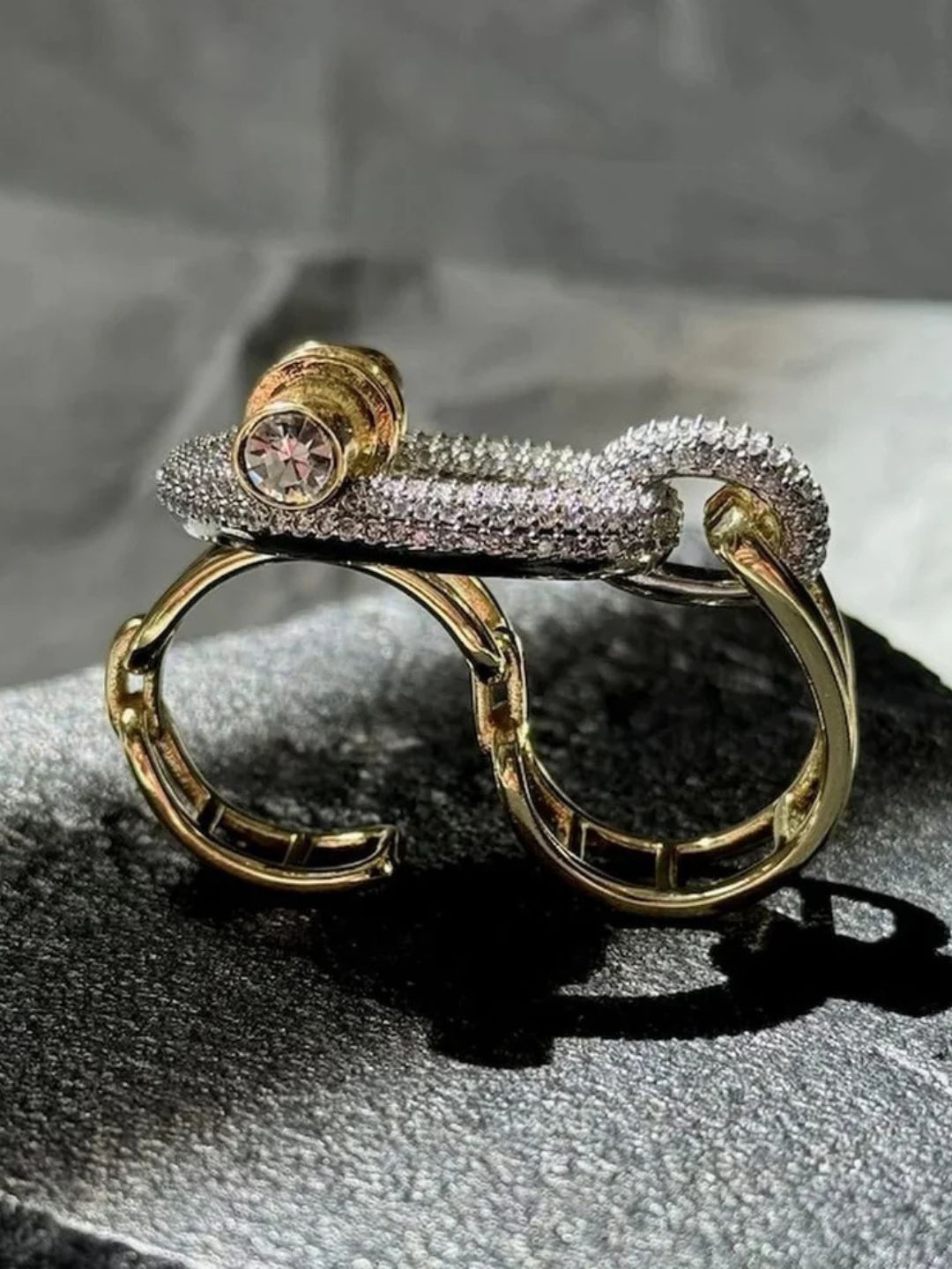 Ishhaara Zirconia Knot Ring