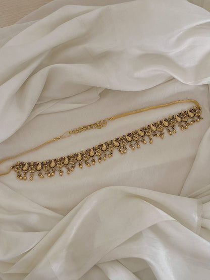 Radiant Floral Design Kemp Stones Antique Hip Chain