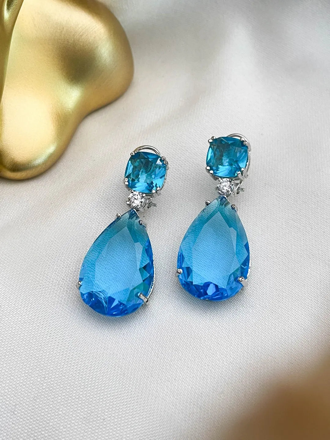 Classic Crystal Earring