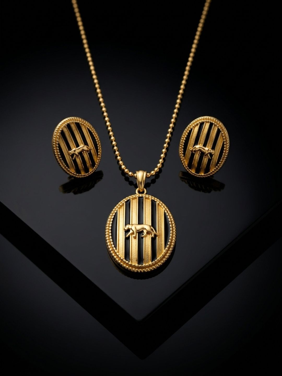 Stripe Pendant Necklace