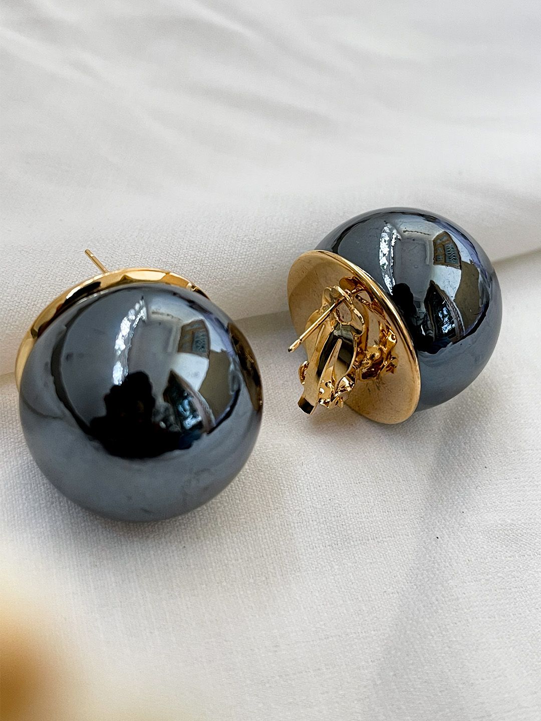 Big Pearl Statement Studs