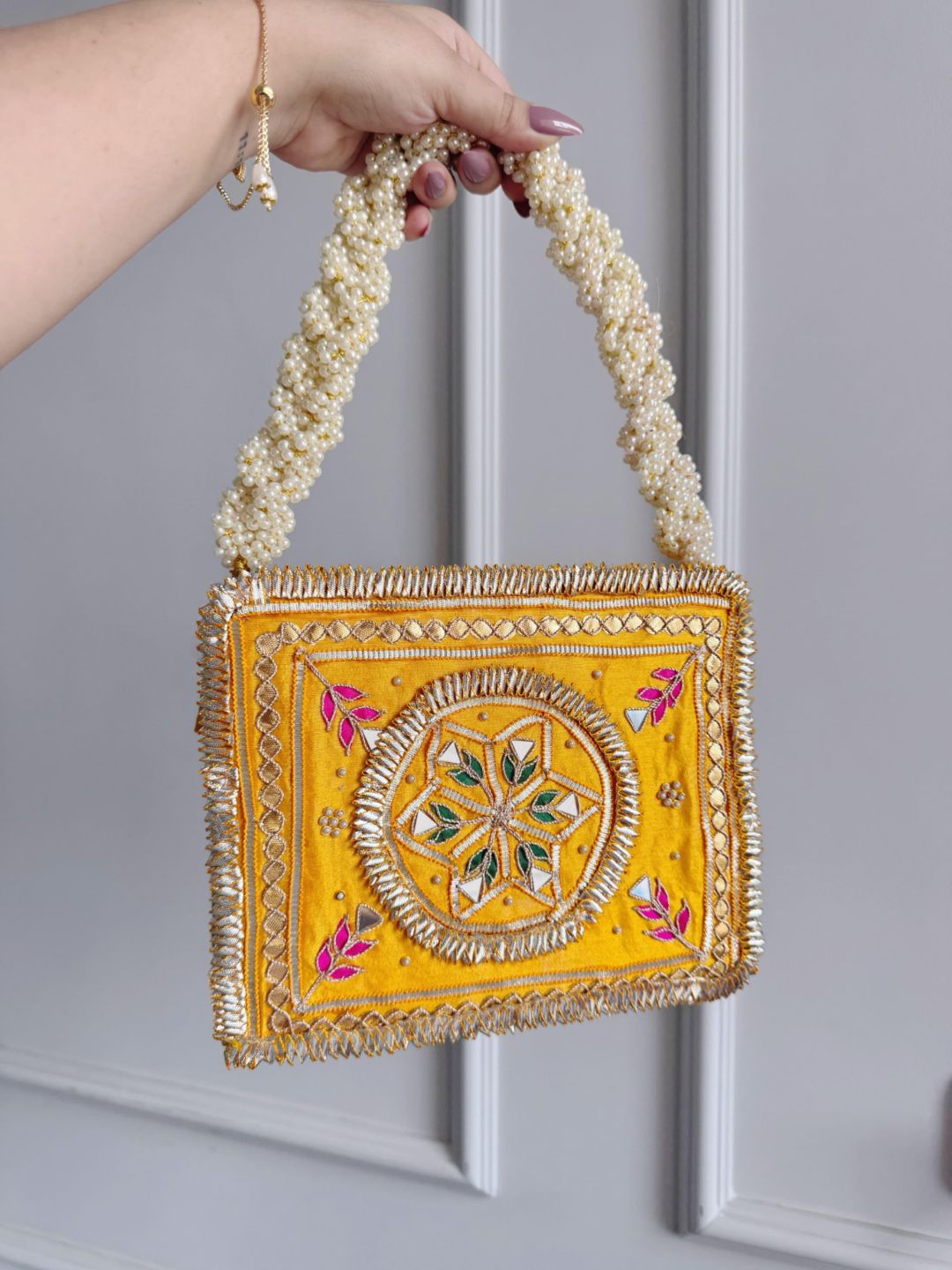 Riwaayat Gota Patti Bag