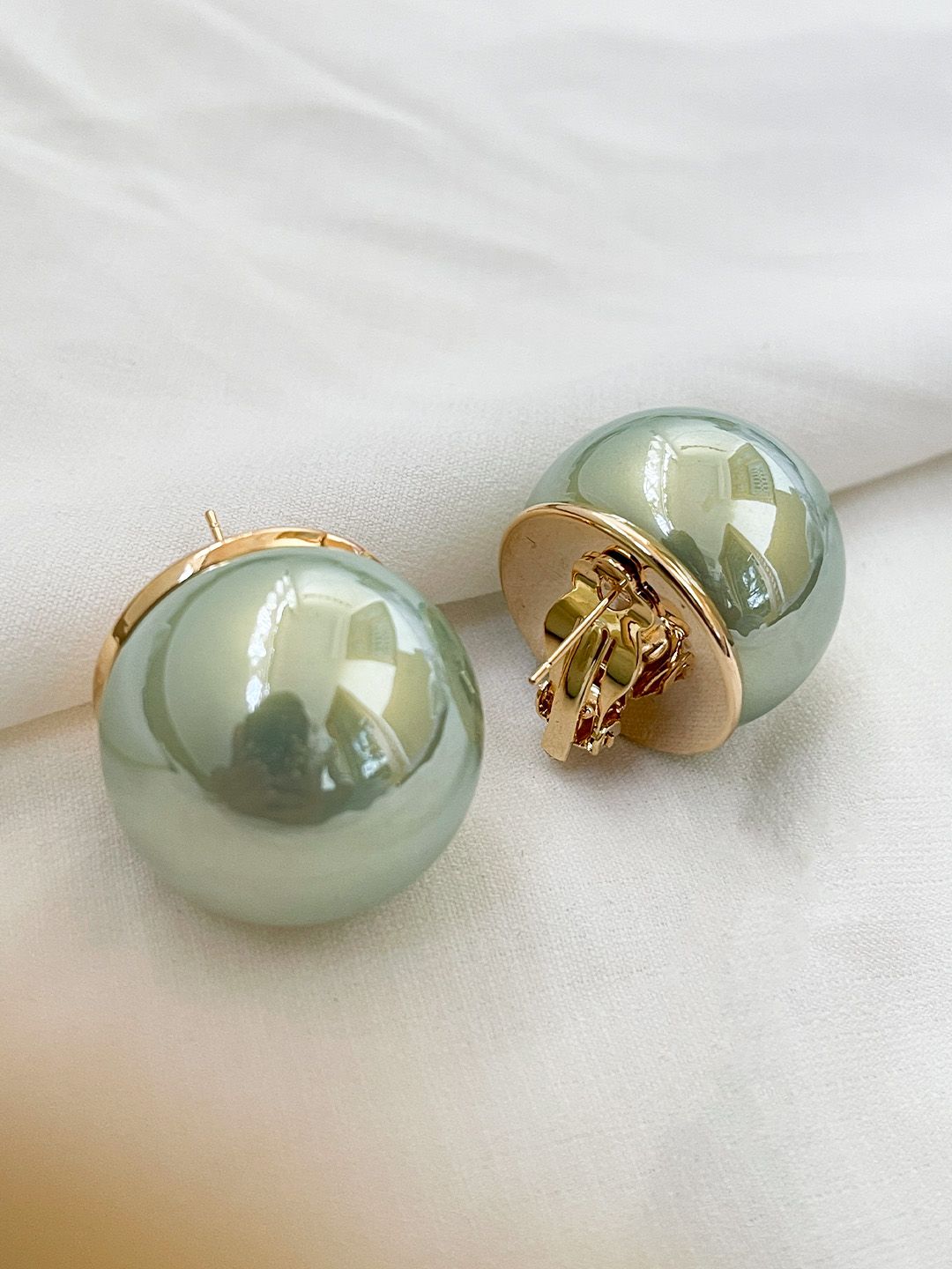 Big Pearl Statement Studs
