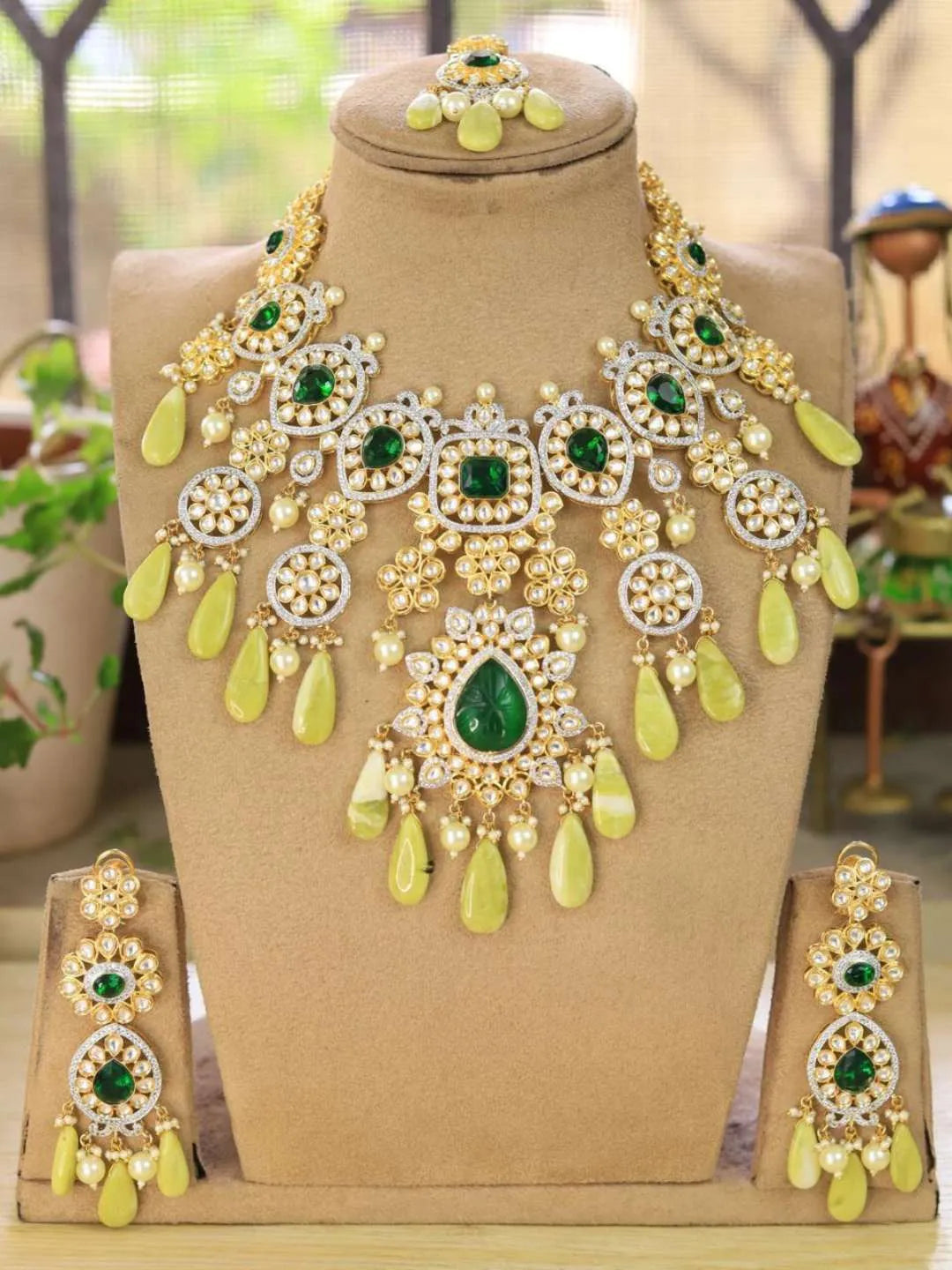 Ishhaara Green Bridal Heavy Royal Necklace Set With Earrings