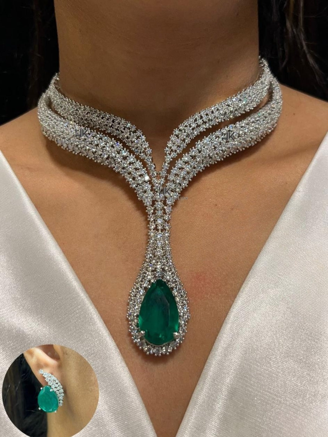 Elegant Drop Shape Necklace
