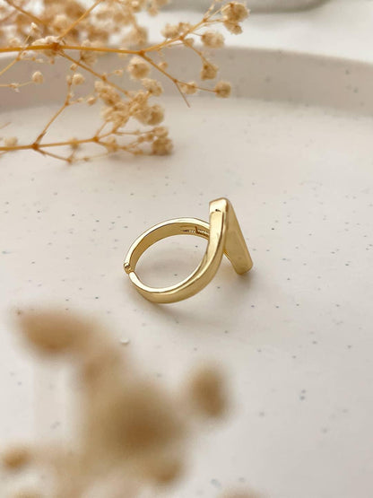 Ishhaara  Gothic Wave Knuckle Ring 