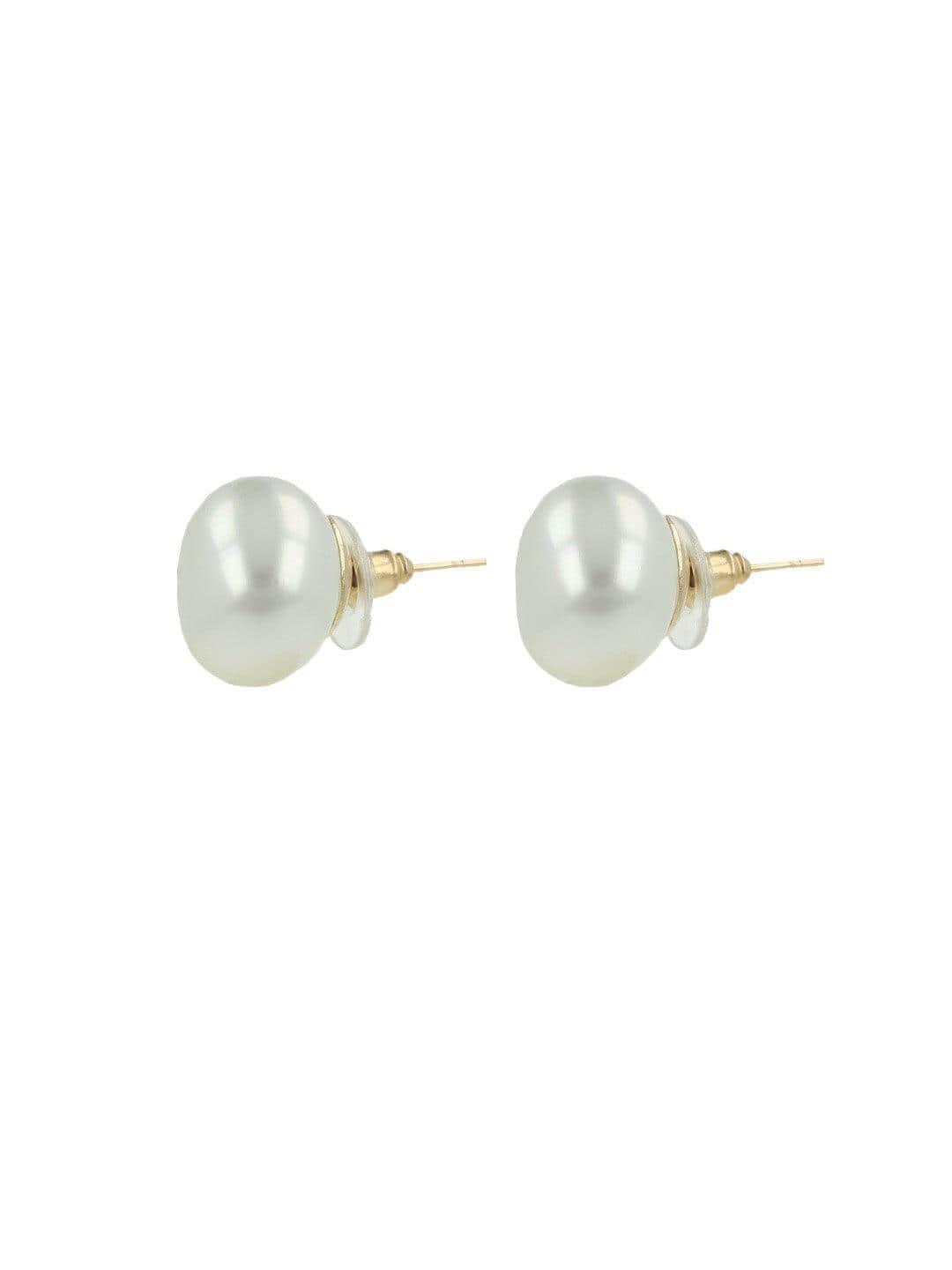 Ishhaara Nimrat Kaur In Pearl Statement Studs Super White