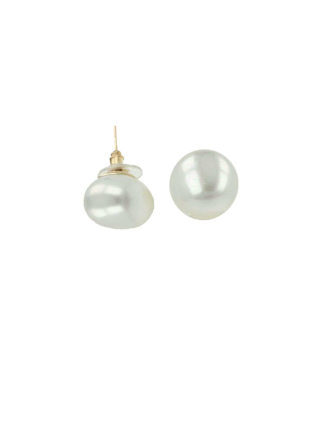 Ishhaara Nimrat Kaur In Pearl Statement Studs Super White