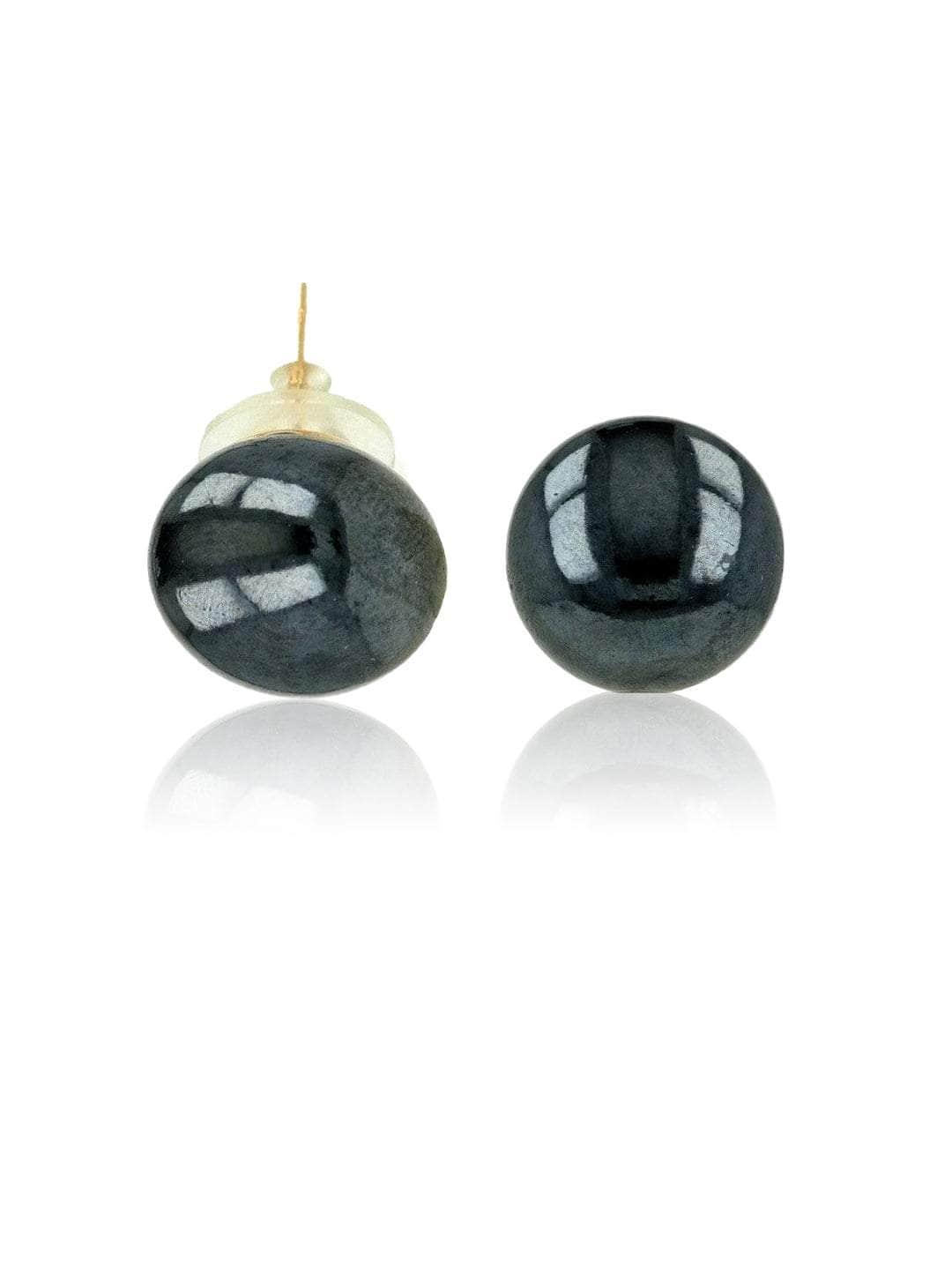 Ishhaara Pearl Statement Studs Charcoal