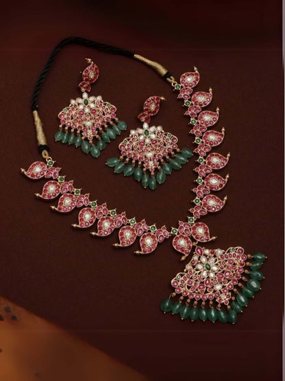 Ishhaara 2 In 1 Original Kempu Mango Shaped Kundan Studded Short Necklace