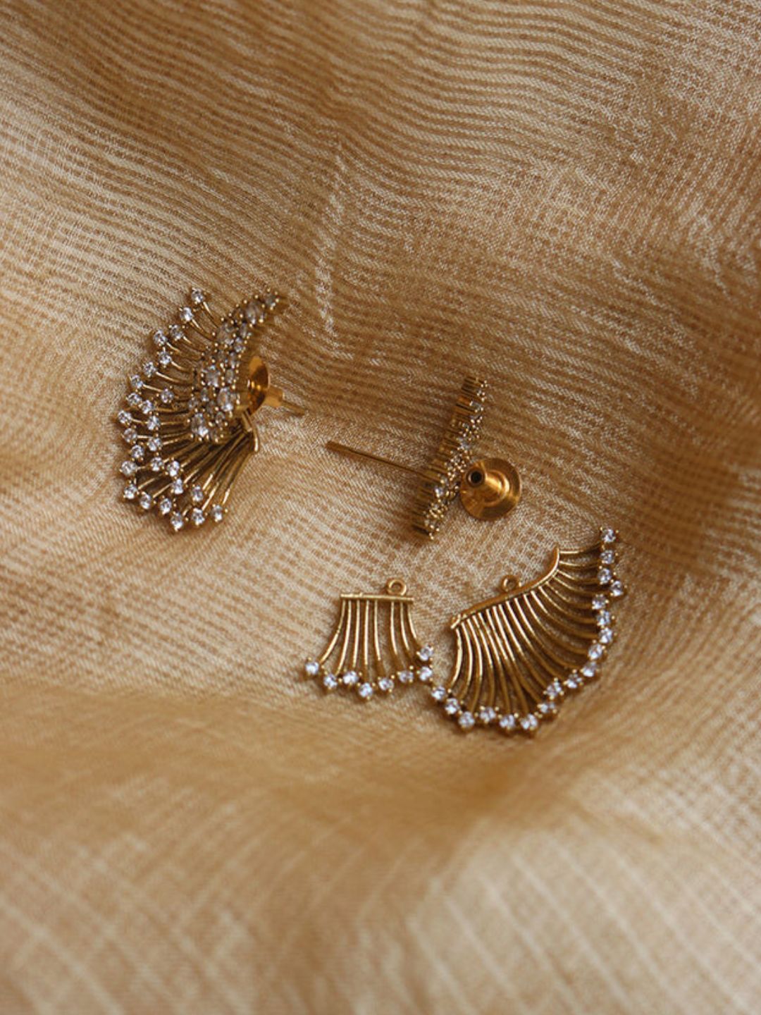 Ishhaara 3 In 1 Wings Ad Front Back Earrings