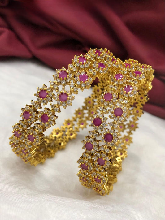 Ishhaara Ad And Kemp Stone Studded Bangles