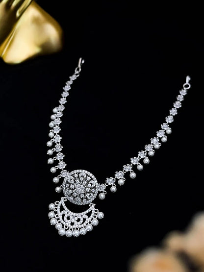 Ishhaara Ad Stone Studded Borla Mathapatti